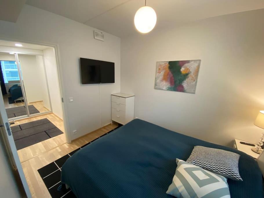 Modern Two Bedroom Apartment Near Helsinki Airport Вантаа Экстерьер фото