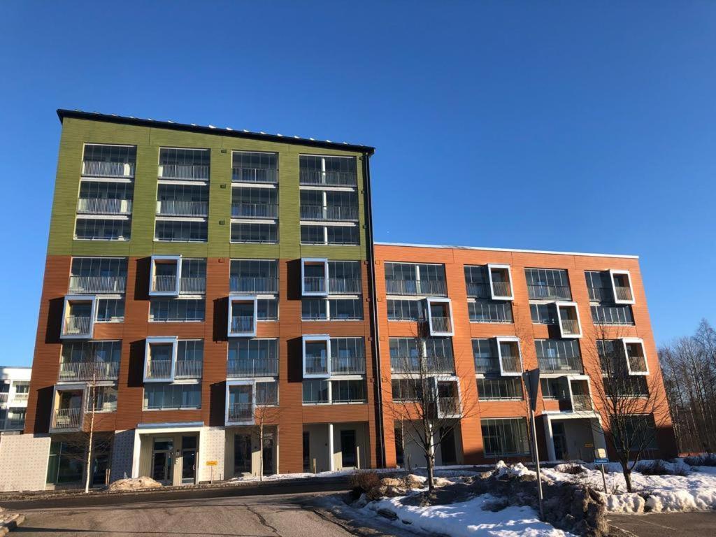 Modern Two Bedroom Apartment Near Helsinki Airport Вантаа Экстерьер фото