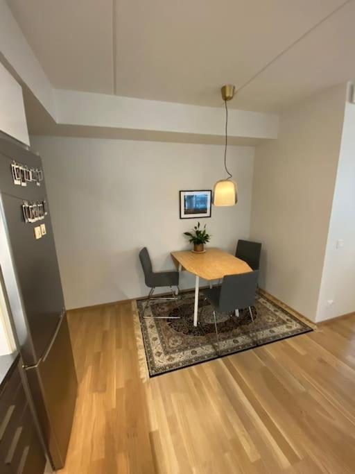 Modern Two Bedroom Apartment Near Helsinki Airport Вантаа Экстерьер фото